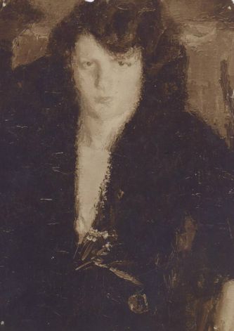 Jeune femme à la robe noire (huile sur toile, 73 X 60 ? Toulon 1928) Reproduction noir et blanc. Tableau non localisé actuellement.